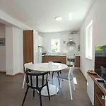 Apartment In - Insel Krk 41821 Malinska